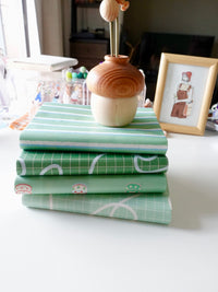 Design Paper - green cake pattern