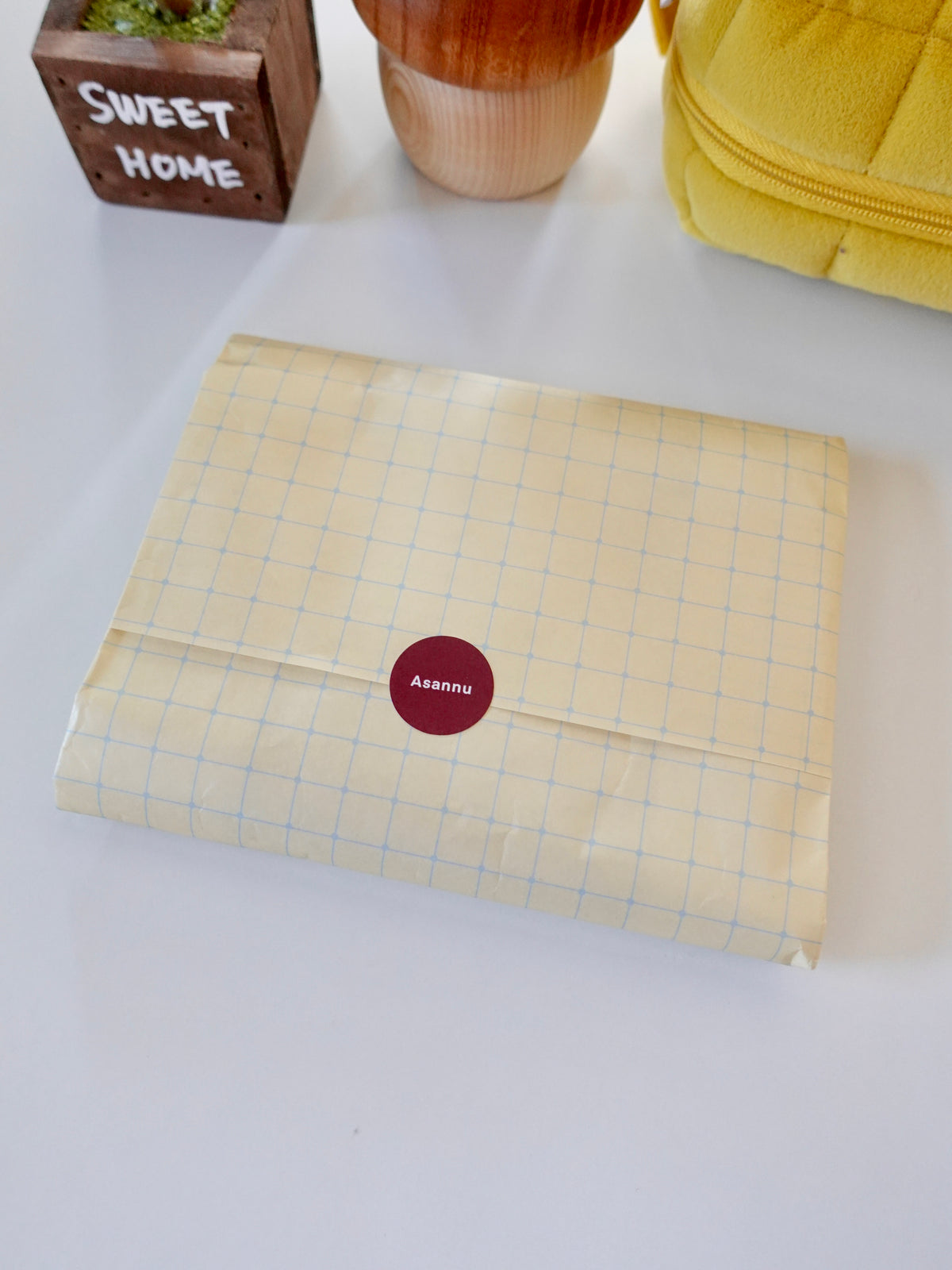 Design Paper - Butter yellow grid