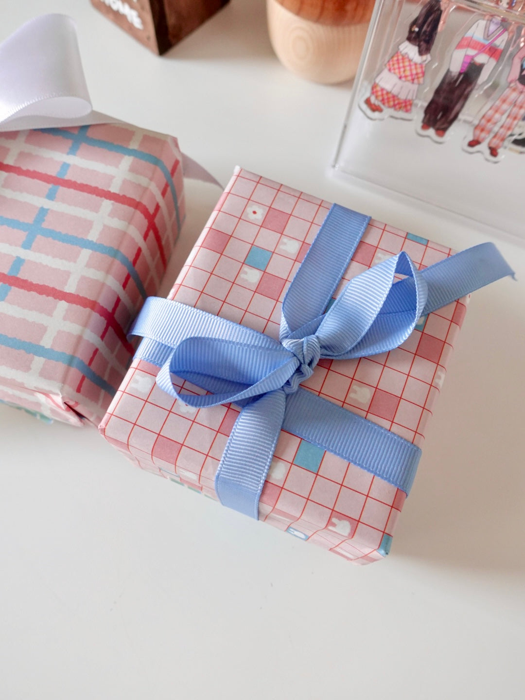 Design Paper - rabbit pink grid